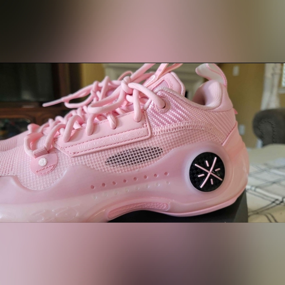 Way of Wade Cherry Blossom Pink size 7 Volleyball Shoes